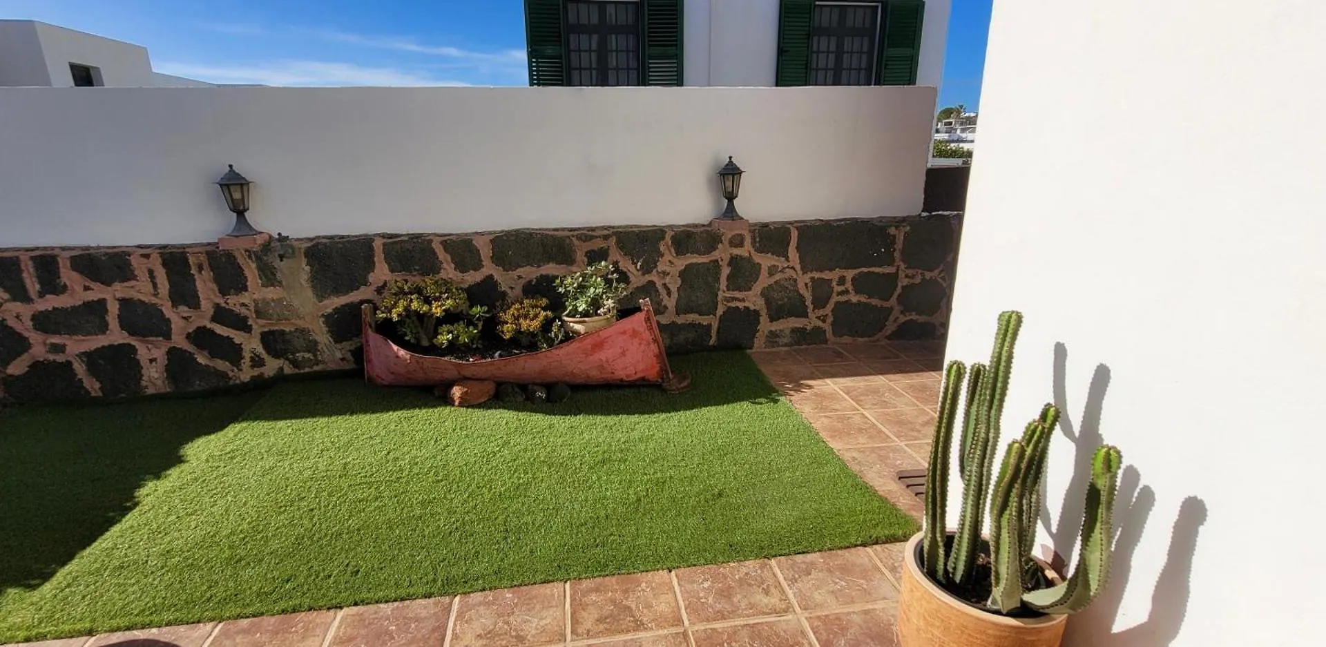 Villa Ocean & Fire Playa Blanca  0*, Playa Blanca (Lanzarote) España
